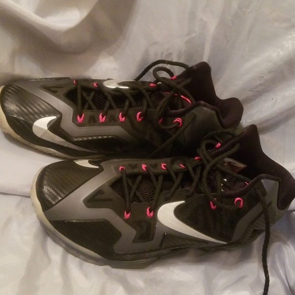 Mens Nike Lebron 11 Miami nights sneakers - Picture 1 of 3